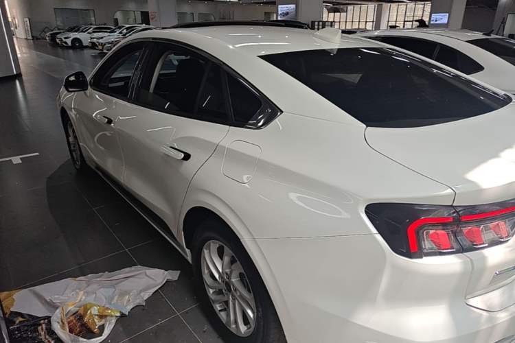 Used Ford Mondeo 2022 Facelifted EcoBoost 245 Fashion Edition Rear Left 45 Deg