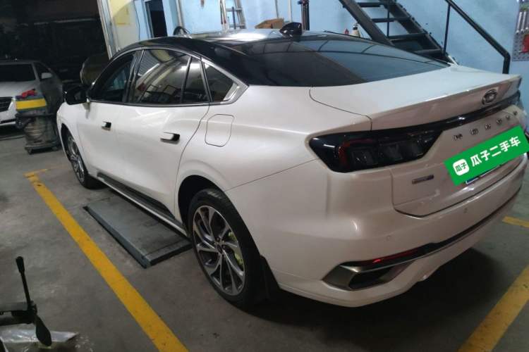 Used Ford Mondeo 2022 EcoBoost 245 Ultimate Model Rear Left 45 Deg