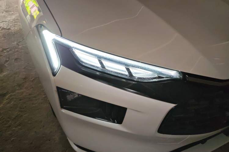 Used Ford Mondeo 2022 EcoBoost 245 Luxury Model Right Front Headlight