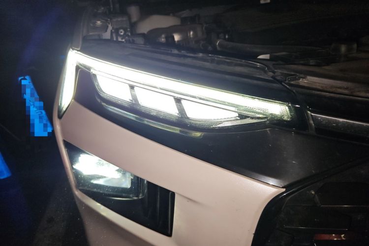 Used Ford Mondeo 2022 Restyled EcoBoost 245 Luxury Version Right Front Headlight