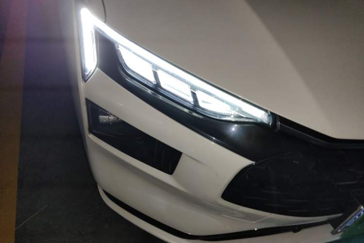 Used Ford Mondeo 2022 Restyled EcoBoost 245 Luxury Version Right Front Headlight