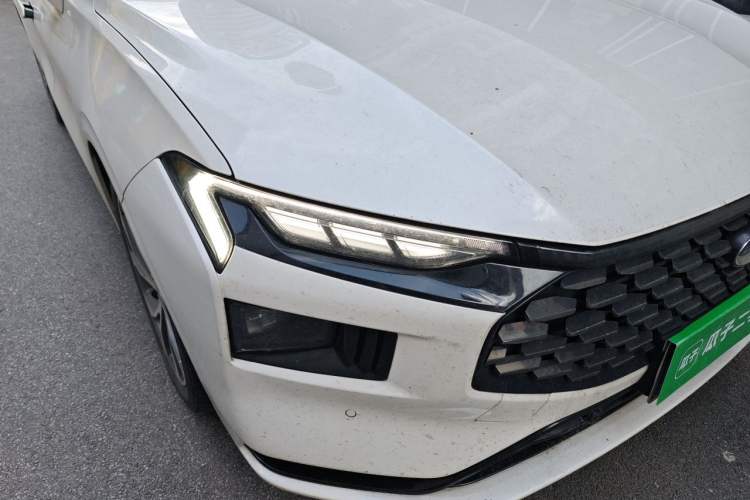 Used Ford Mondeo 2022 EcoBoost 245 Ultimate Model Right Front Headlight