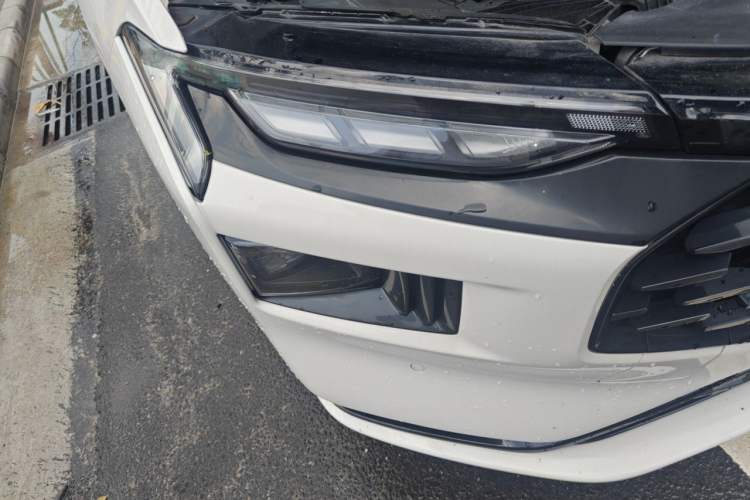 Used Ford Mondeo 2022 EcoBoost 245 Ultimate Model Right Front Headlight