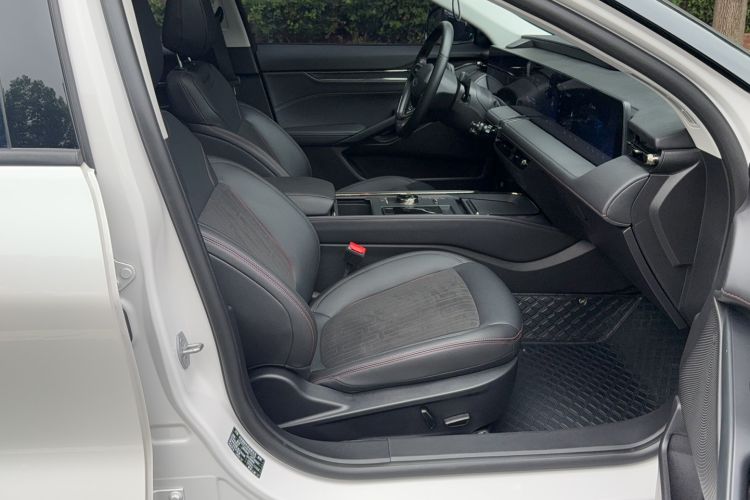 Used Ford Mondeo 2022 Restyled EcoBoost 245 Luxury Version Right Front Seat