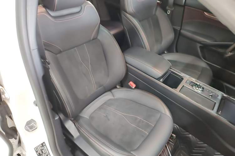 Used Ford Mondeo 2022 Facelifted EcoBoost 245 Ultimate Edition Right Front Seat