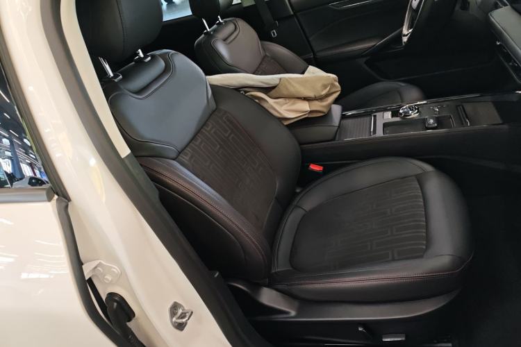 Used Ford Mondeo 2022 Restyled EcoBoost 245 Luxury Version Right Front Seat