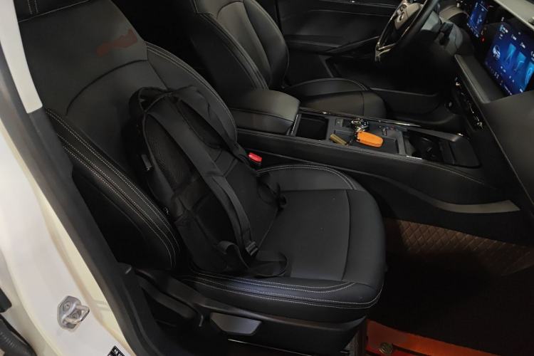 Used Ford Mondeo 2022 Facelifted EcoBoost 245 Fashion Edition Right Front Seat
