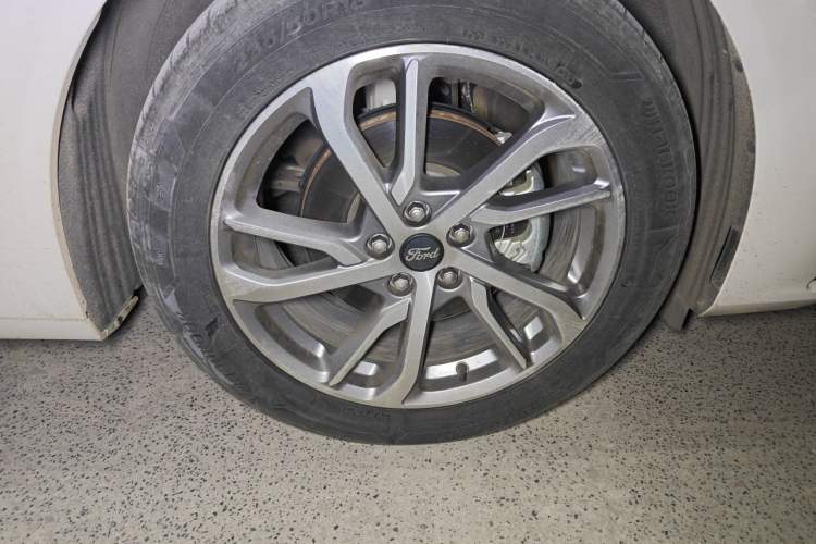 Used Ford Mondeo 2022 EcoBoost 245 Luxury Model Right Front Wheel Hub