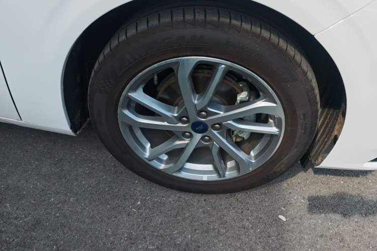 Used Ford Mondeo 2022 EcoBoost 245 Luxury Model Right Front Wheel Hub