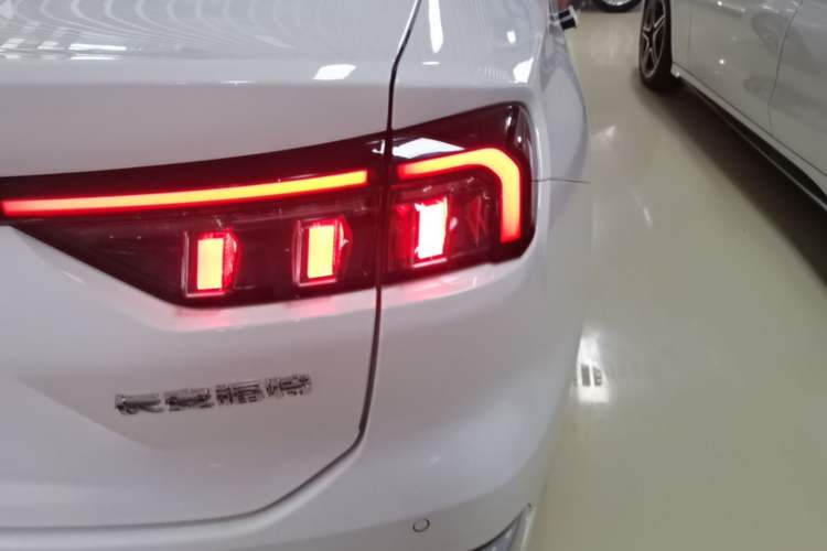 Used Ford Mondeo 2022 Restyled EcoBoost 245 Luxury Version Right Rear Taillight