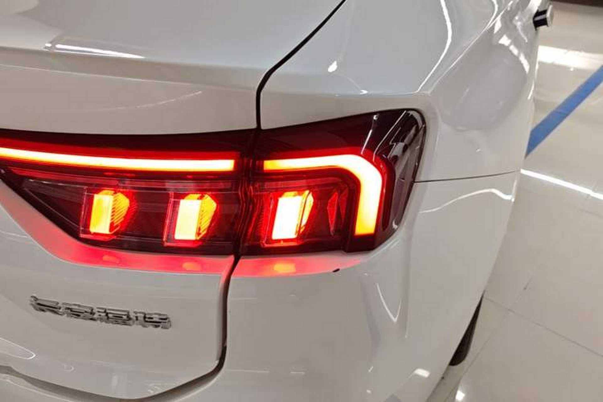 Used Ford Mondeo 2022 EcoBoost 245 Luxury Model Right Rear Taillight
