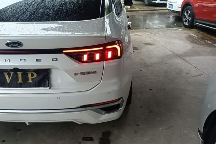 Used Ford Mondeo 2022 Restyled EcoBoost 245 Luxury Version Right Rear Taillight