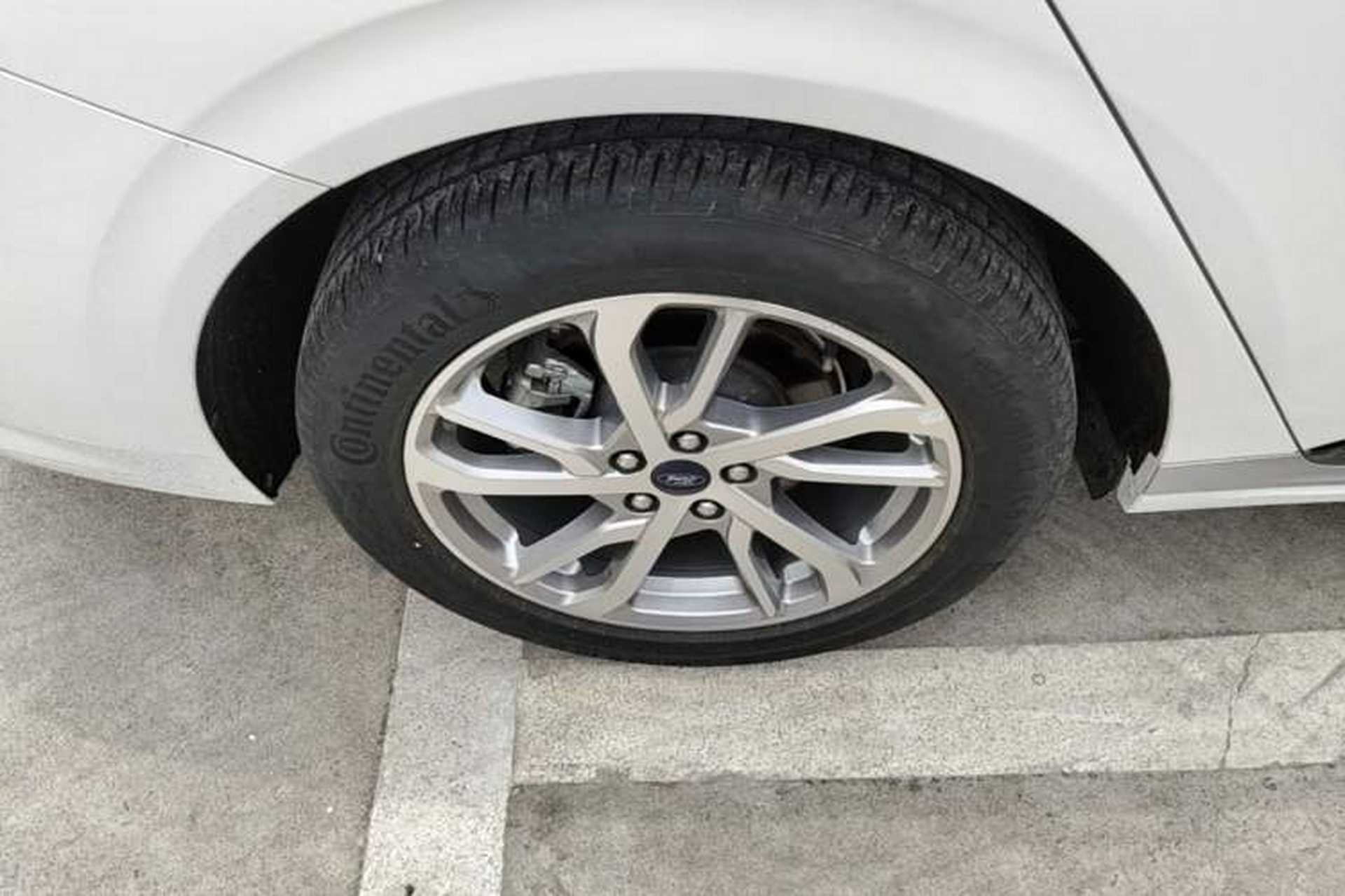 Used Ford Mondeo 2022 Restyled EcoBoost 245 Luxury Version Right Rear Wheel Hub