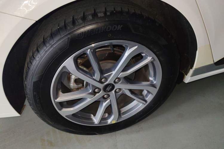 Used Ford Mondeo 2022 Restyled EcoBoost 245 Luxury Version Right Rear Wheel Hub