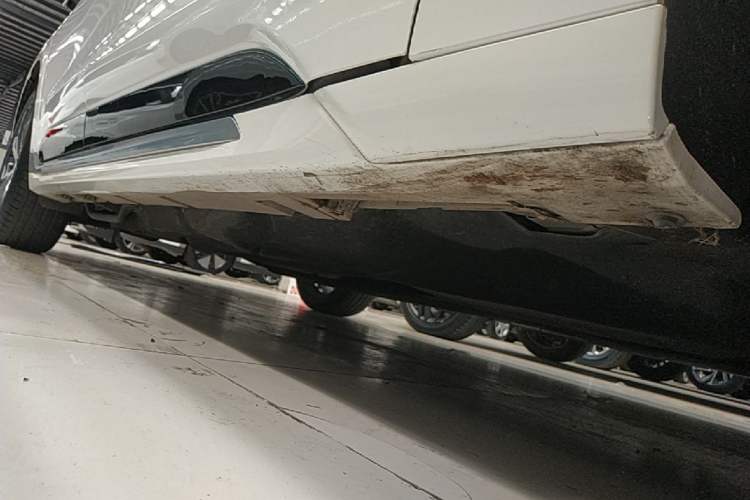 Used Ford Mondeo 2022 Facelifted EcoBoost 245 Ultimate Edition Right Side Sill