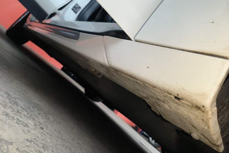 Used Ford Mondeo 2022 EcoBoost 245 Fashion Edition Right Side Sill
