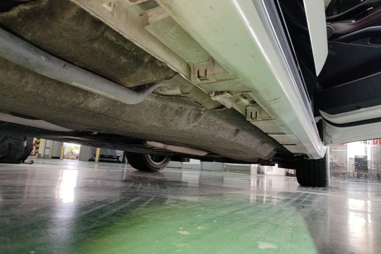 Used Ford Mondeo 2022 Facelifted EcoBoost 245 Ultimate Edition Right Side Sill