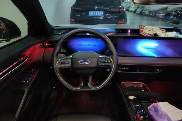 Used Ford Mondeo 2022 EcoBoost 245 Ultimate Model Steering Wheel