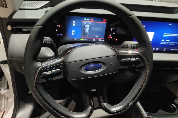 Used Ford Mondeo 2022 Facelifted EcoBoost 245 Fashion Edition Steering Wheel