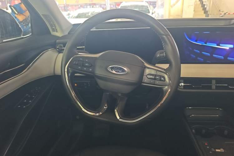Used Ford Mondeo 2022 Restyled EcoBoost 245 Luxury Version Steering Wheel
