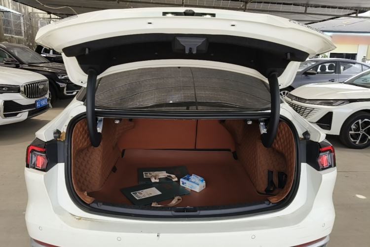 Used Ford Mondeo 2022 Restyled EcoBoost 245 Luxury Version Trunk