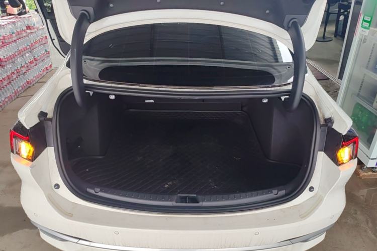 Used Ford Mondeo 2022 Restyled EcoBoost 245 Luxury Version Trunk