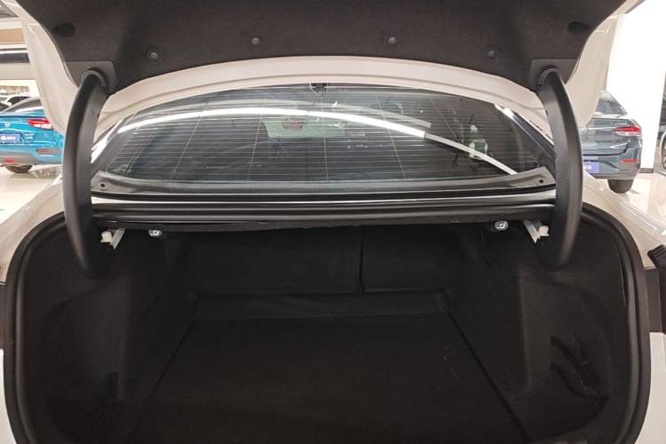 Used Ford Mondeo 2022 EcoBoost 245 Luxury Model Trunk