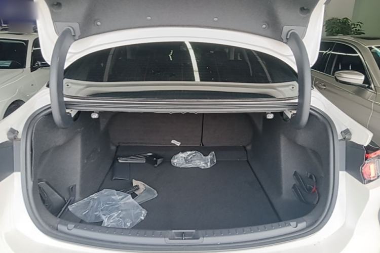 Used Ford Mondeo 2022 Restyled EcoBoost 245 Luxury Version Trunk