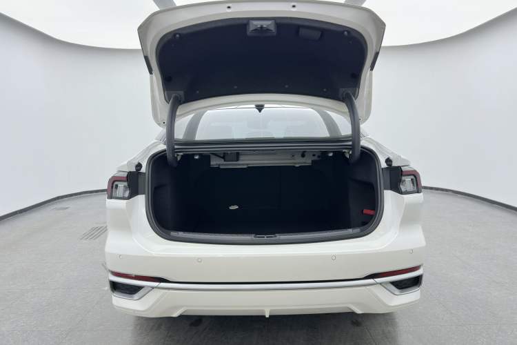 Used Ford Mondeo 2022 Facelifted EcoBoost 245 Ultimate Edition Trunk