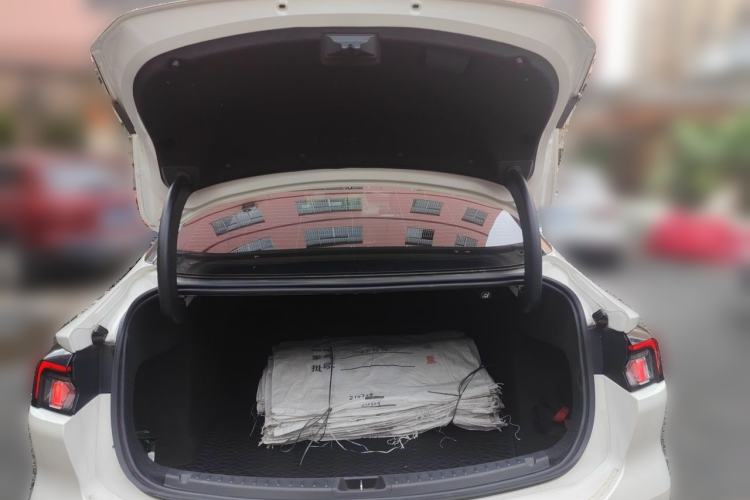 Used Ford Mondeo 2022 EcoBoost 245 Luxury Model Trunk
