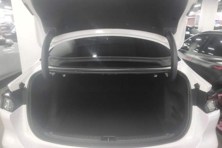 Used Ford Mondeo 2022 Restyled EcoBoost 245 Luxury Version Trunk