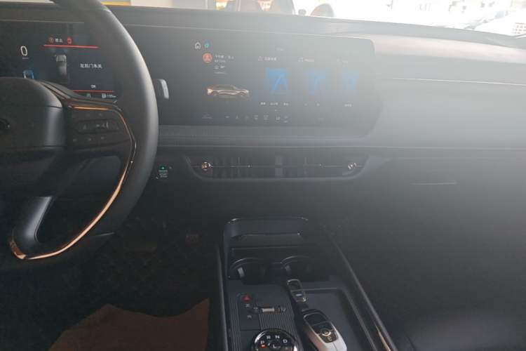 Used Ford Mondeo 2023 EcoBoost 180 Comfort Model Audio And AC Panel