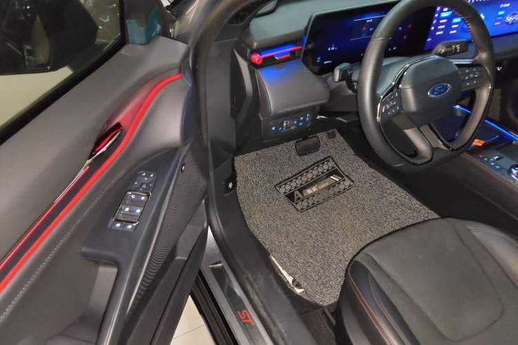 Used Ford Mondeo 2023 1.5T E-Hybrid ST-Line Driver Seat