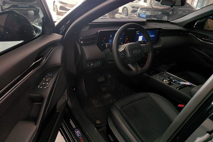 Used Ford Mondeo 2023 EcoBoost 180 Comfort Model Driver Seat