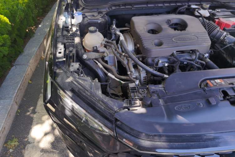 Used Ford Mondeo 2023 EcoBoost 180 Comfort Model Engine Bay Right