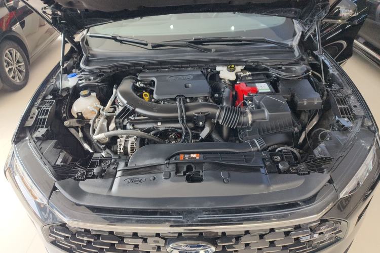 Used Ford Mondeo 2023 EcoBoost 245 Ultimate Model Engine Bay
