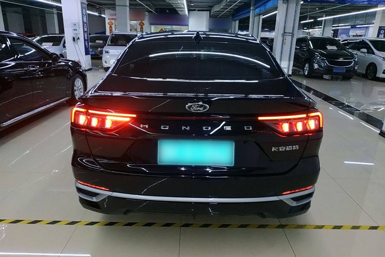 Used Ford Mondeo 2023 EcoBoost 180 Comfort Model Exterior 4