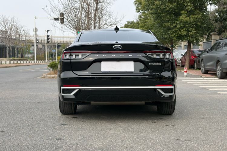 Used Ford Mondeo 2023 EcoBoost 245 Luxury Model Exterior 5