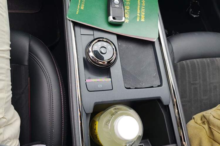 Used Ford Mondeo 2023 EcoBoost 180 Comfort Model Gear Lever
