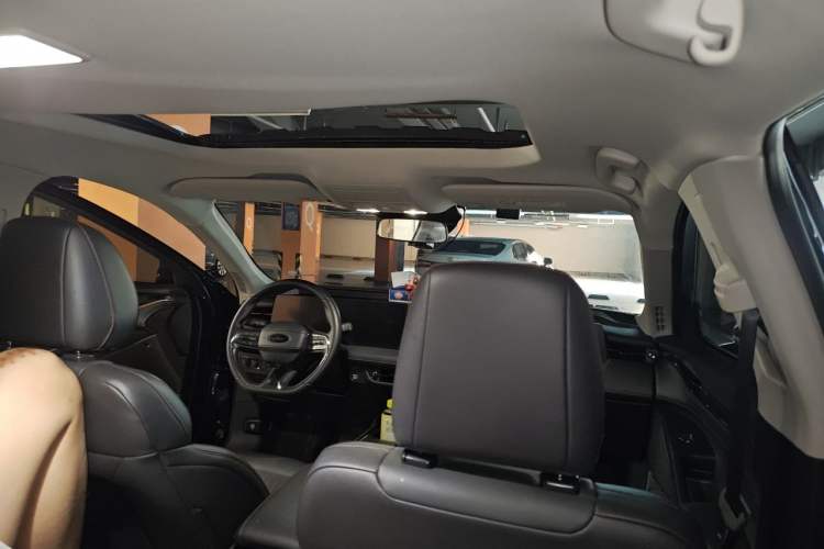 Used Ford Mondeo 2023 EcoBoost 245 Luxury Model Headliner