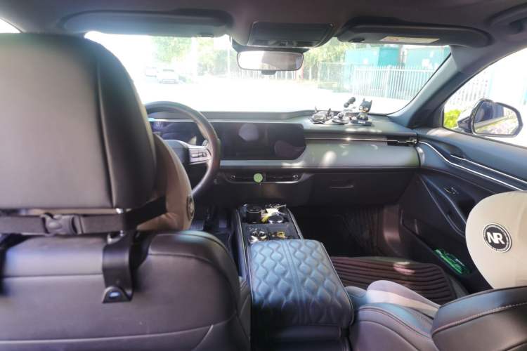 Used Ford Mondeo 2023 EcoBoost 180 Comfort Model Headliner