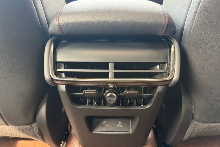 Used Ford Mondeo 2023 EcoBoost 245 Luxury Model Interior 2