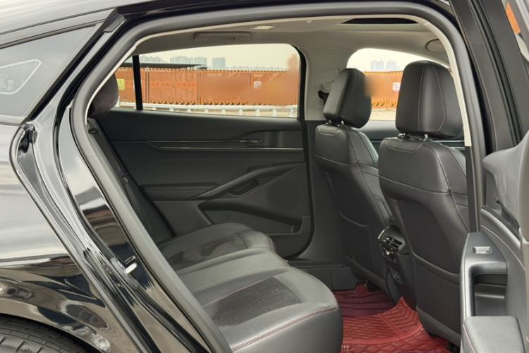 Used Ford Mondeo 2023 EcoBoost 245 Luxury Model Interior 2
