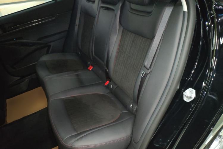 Used Ford Mondeo 2023 EcoBoost 245 Luxury Model Interior 4