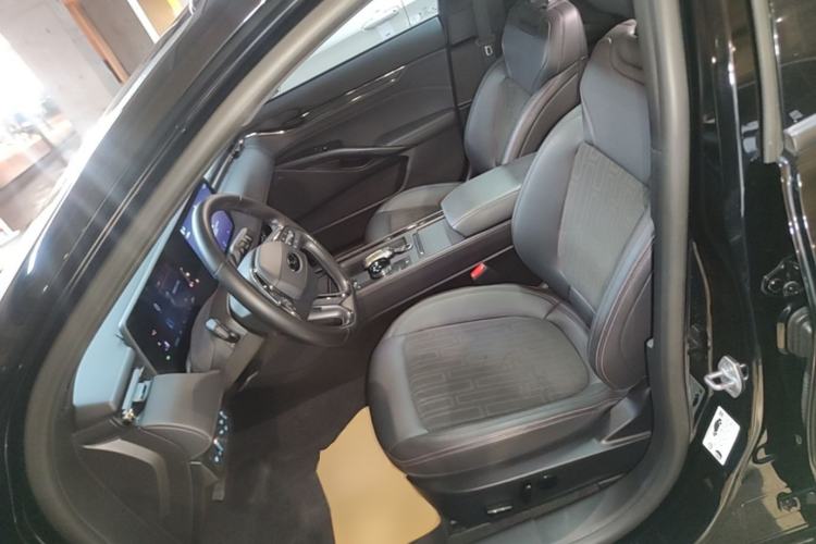 Used Ford Mondeo 2023 EcoBoost 180 Comfort Model Left Front Seat