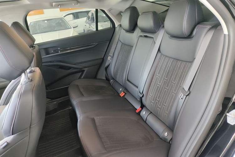 Used Ford Mondeo 2023 EcoBoost 180 Luxury Model Left Rear Seat