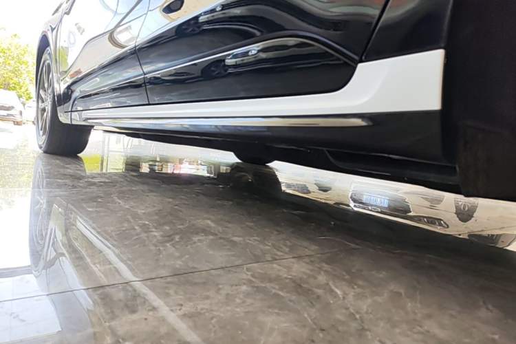 Used Ford Mondeo 2023 EcoBoost 180 Luxury Model Left Side Sill