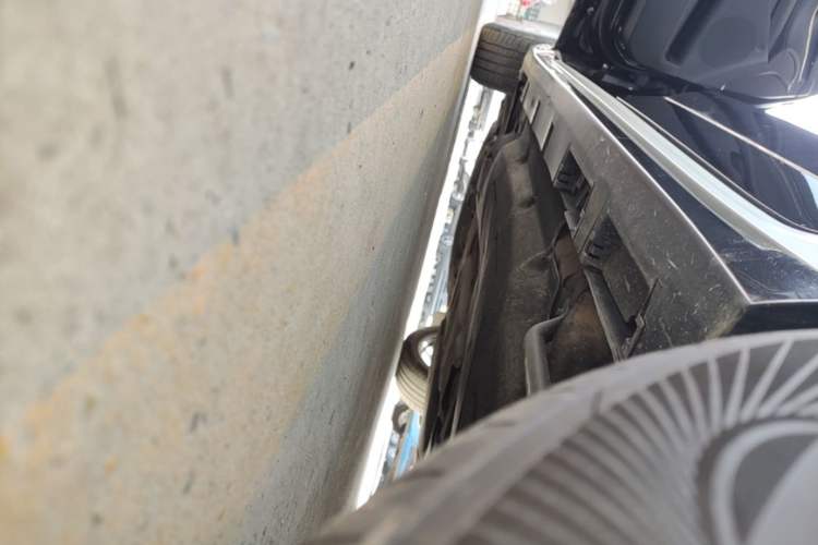 Used Ford Mondeo 2023 EcoBoost 245 Luxury Model Left Side Sill