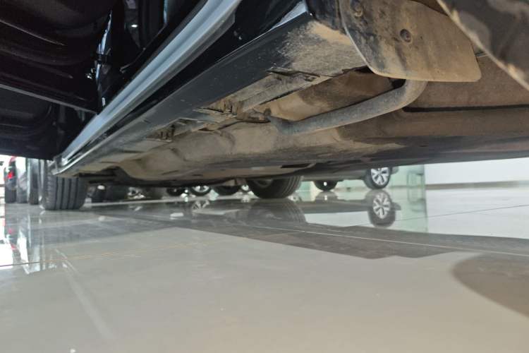 Used Ford Mondeo 2023 EcoBoost 180 Comfort Model Left Side Sill