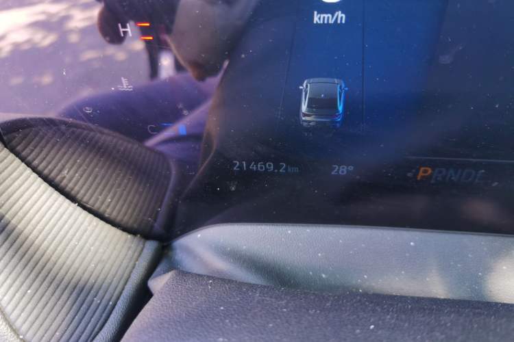 Used Ford Mondeo 2023 EcoBoost 180 Comfort Model Odometer Close Up